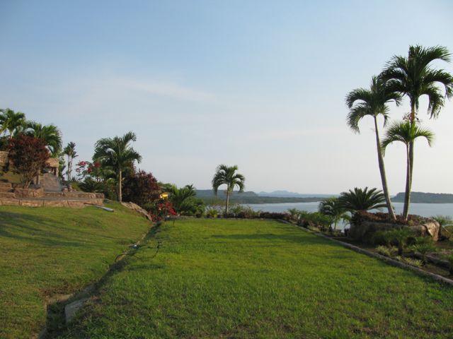 paradise10.jpg